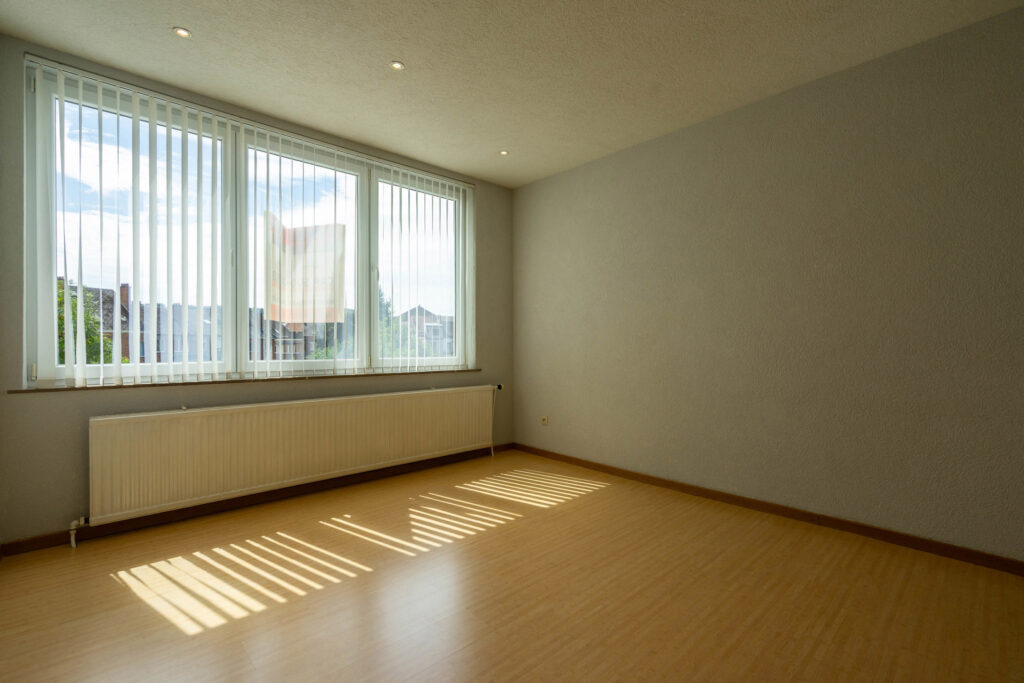 7315677_74546964.jpg